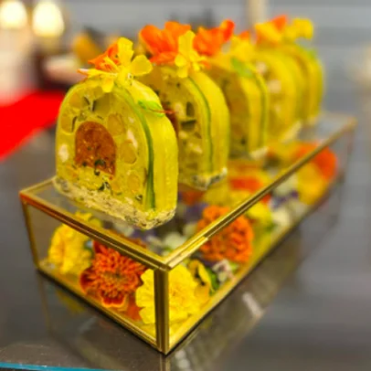 Bûche dessert proposé par votre traiteur à Boulogne-Billancourt (92)